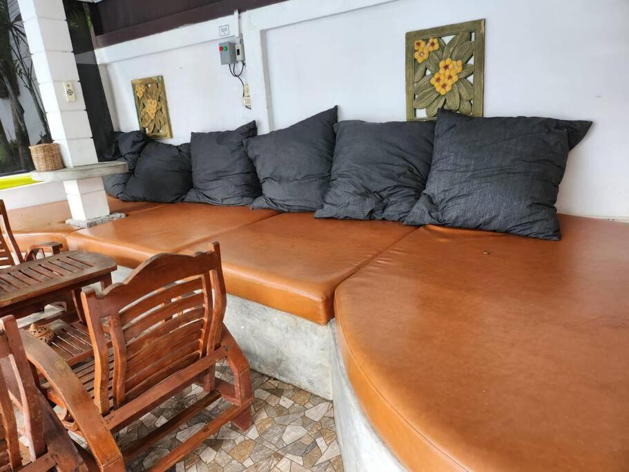 Natthika Pool Villa Patong Экстерьер фото